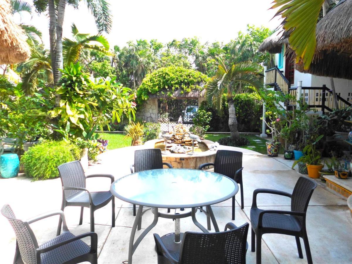 Casa Gatos Aparthotel Akumal Exteriör bild