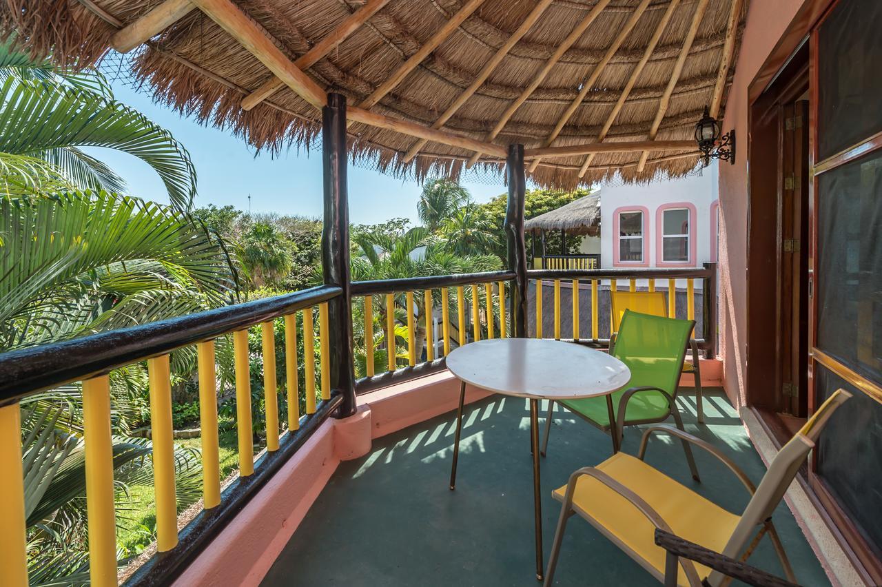 Casa Gatos Aparthotel Akumal Exteriör bild